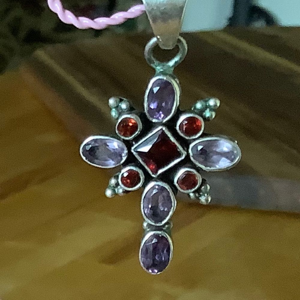 STERLING SILVER 925 GARNET AMETHYST MULTI-STONE CROSS PENDANT